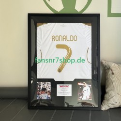 Cristiano Ronaldo Nr. 7 Real Madrid Retro Heimtrikot 2011 – signiert, Premium-Rahmen